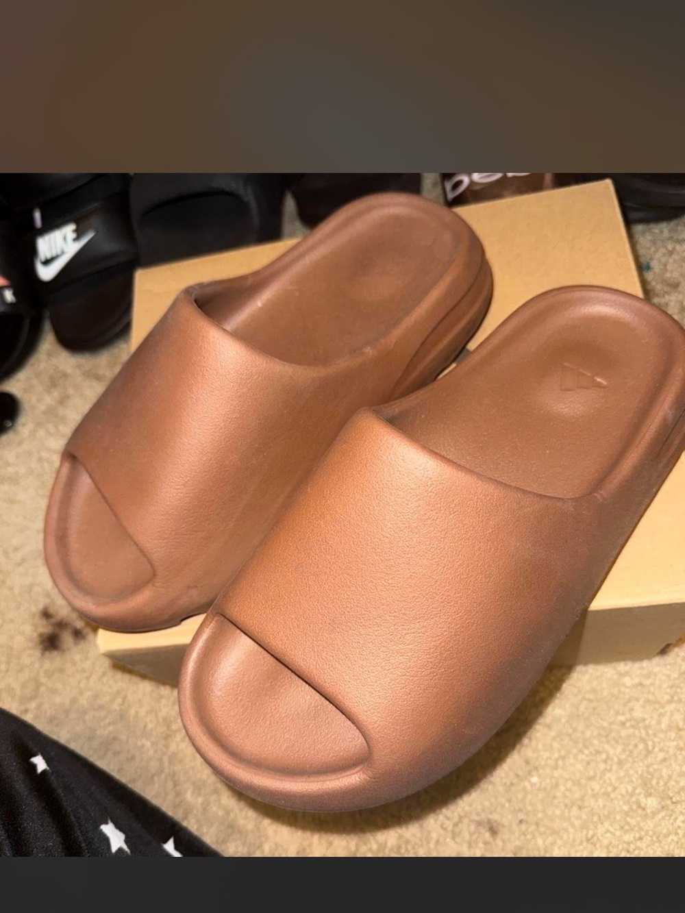 Yeezy Slide Mules in Copper Brown